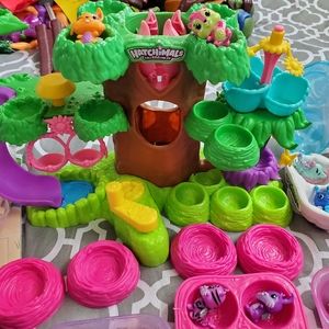 Hatchimals playset